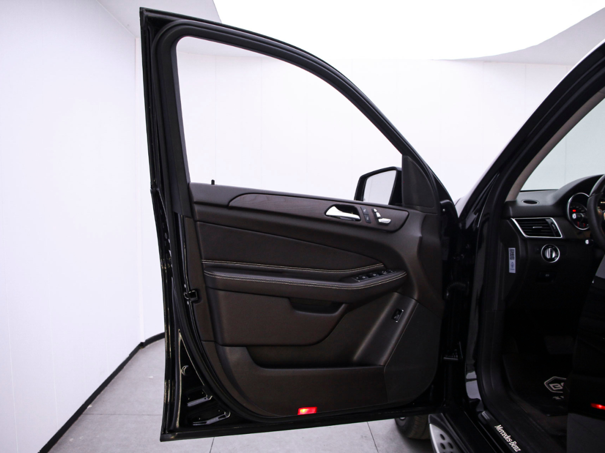 奔馳 奔馳GLE 2016款 GLE 320 4MATIC 豪華型圖片