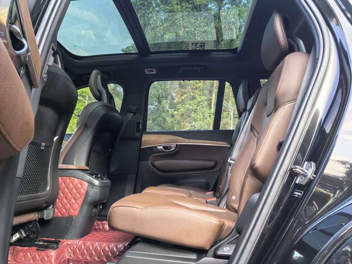 沃爾沃 XC90  2022款 B6 智逸豪華版 7座圖片