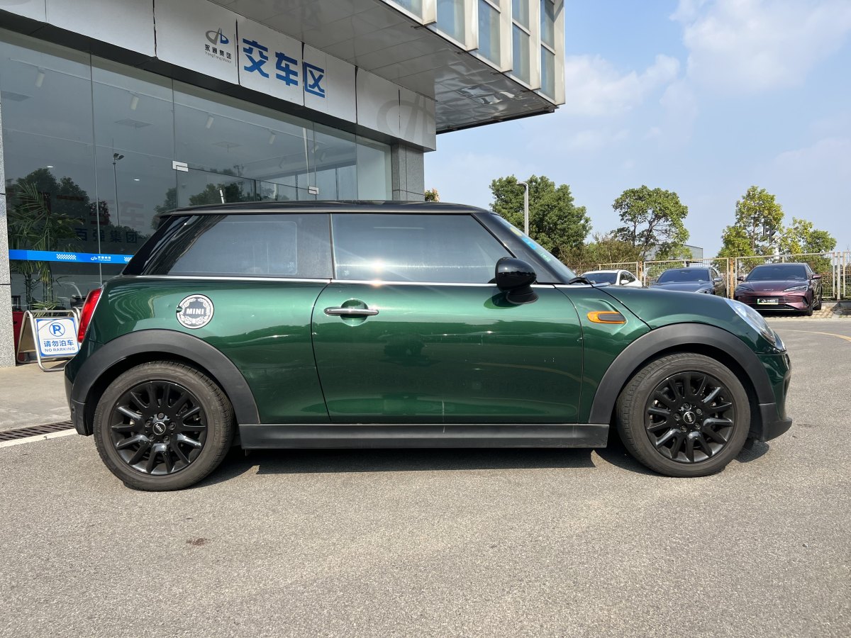 2016年7月MINI CLUBMAN  2016款 改款 1.5T COOPER