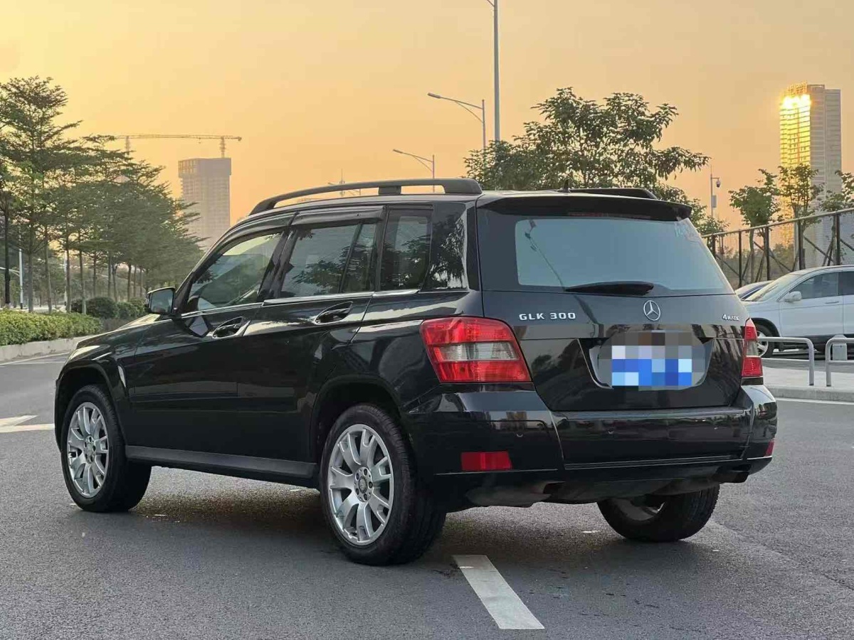 奔馳 奔馳GLK級  2011款 GLK 300 4MATIC 動感型圖片