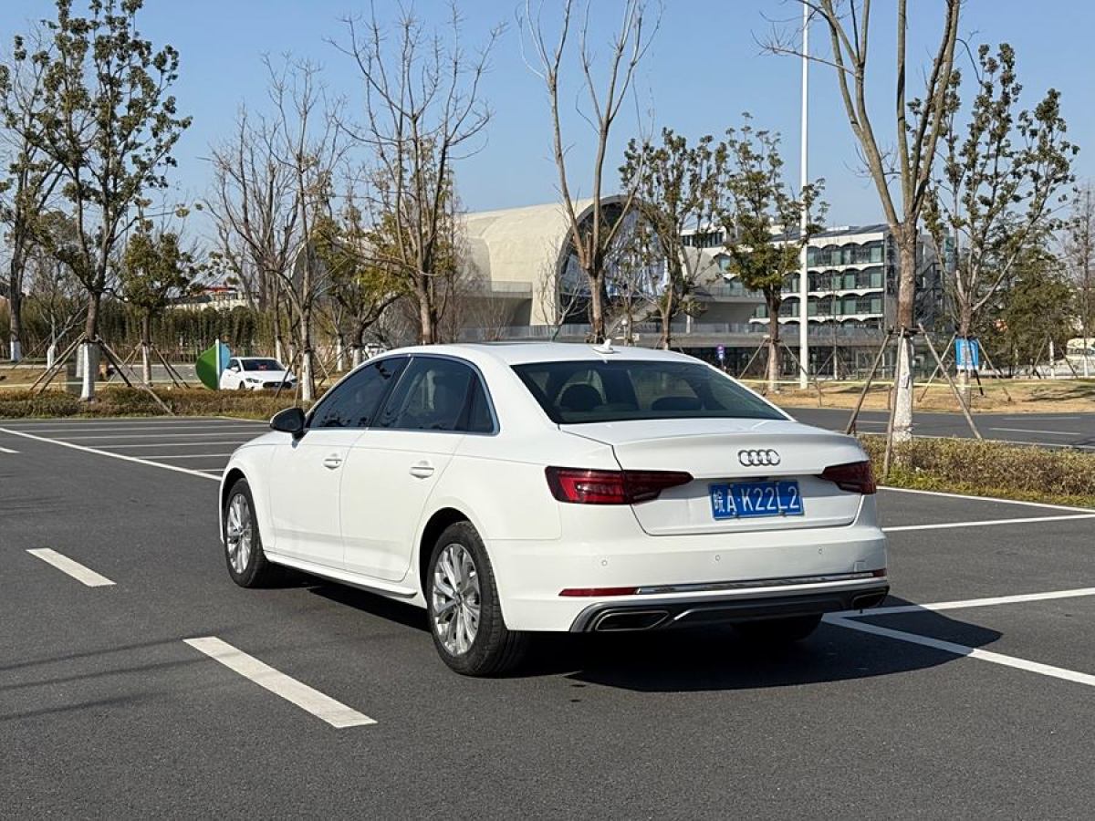 奧迪 奧迪A4L  2019款 40 TFSI 進(jìn)取型 國VI圖片