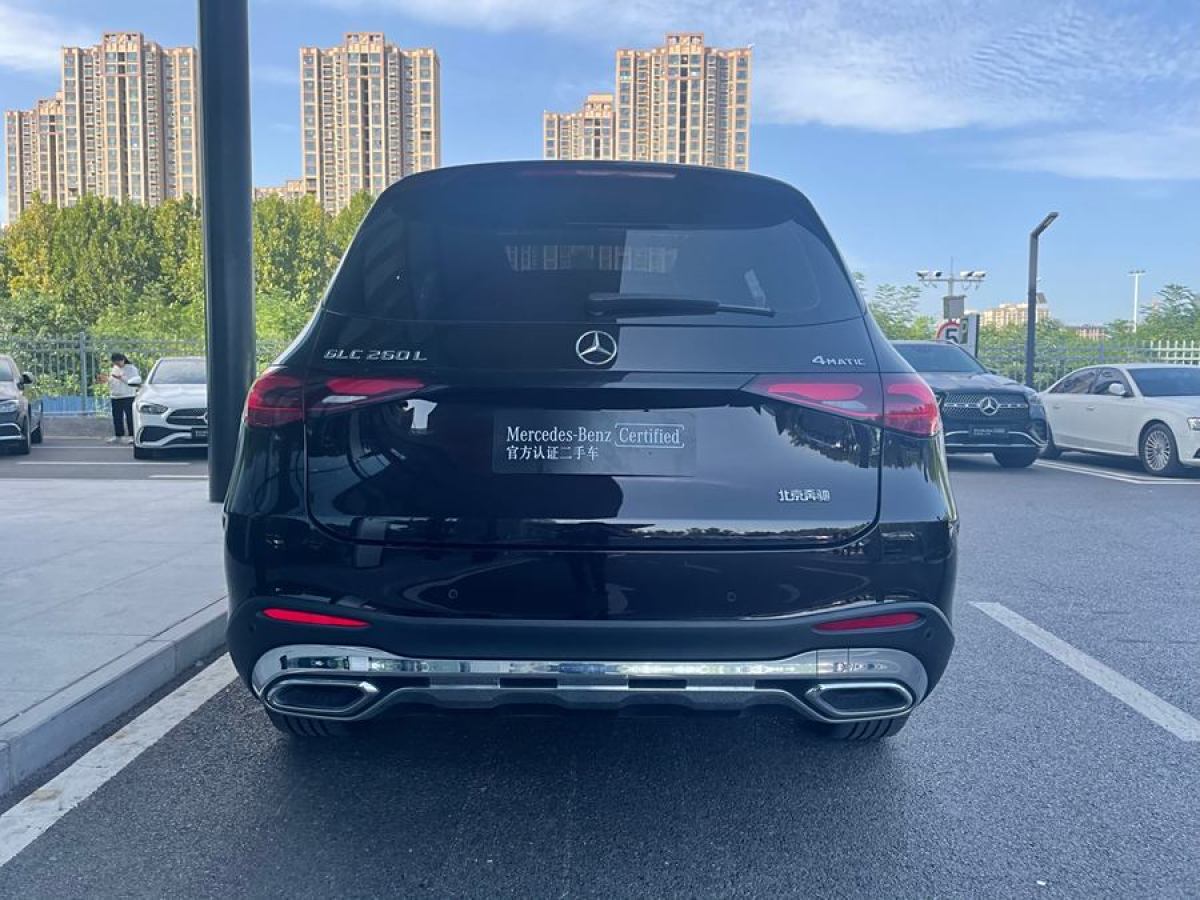 奔馳 奔馳GLC  2023款 改款 GLC 260 L 4MATIC 豪華型 7座圖片