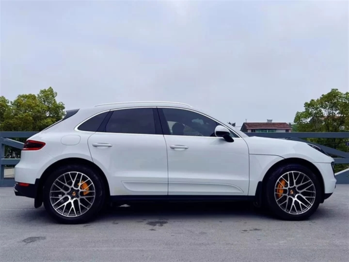 保時(shí)捷 Macan  2021款 Macan 2.0T圖片