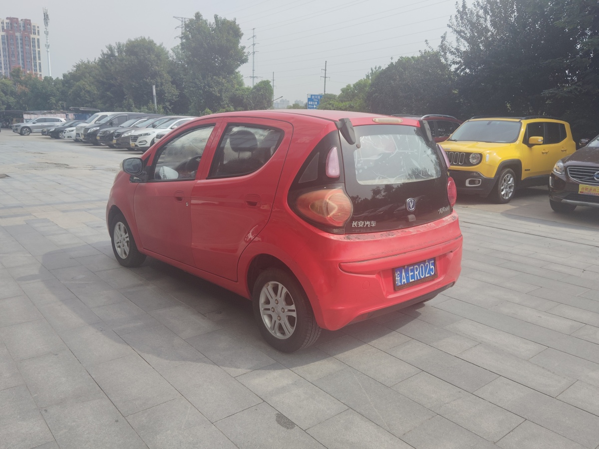 長(zhǎng)安 奔奔MINI  2012款 1.0L 手動(dòng)時(shí)尚版 國(guó)IV圖片