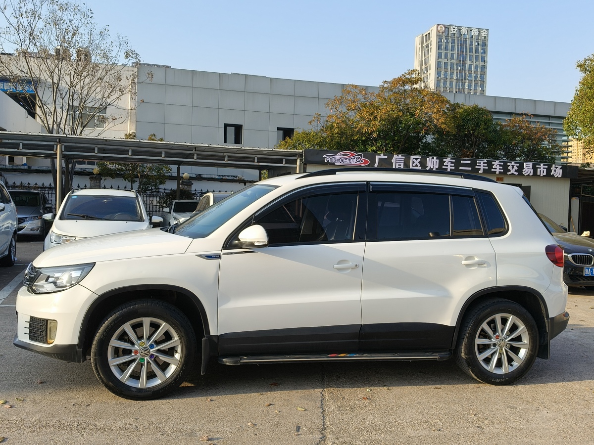 大眾 途觀(guān)  2015款 1.8TSI 自動(dòng)兩驅(qū)風(fēng)尚版圖片