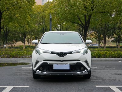 2019年10月 豐田 C-HR 2.0L 領(lǐng)先天窗版 國(guó)VI圖片