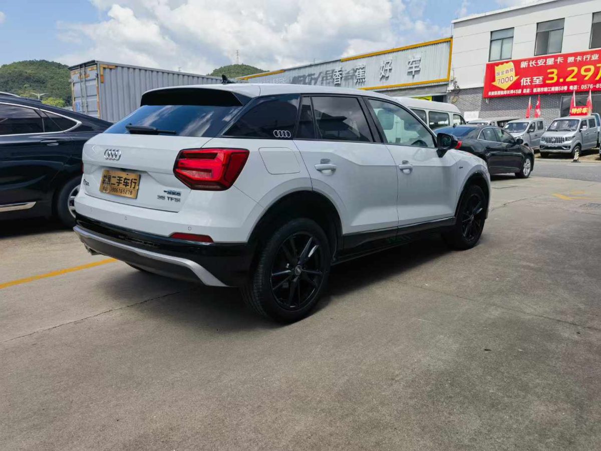 奧迪 奧迪Q3  2019款  40 TFSI 時尚致雅型圖片