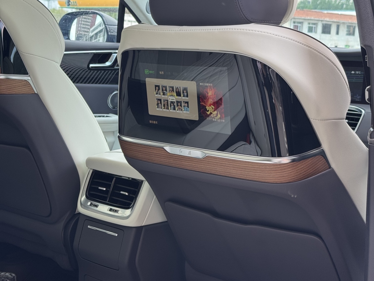 紅旗 紅旗E-HS9  2022款 660km 旗領(lǐng)版 四座圖片