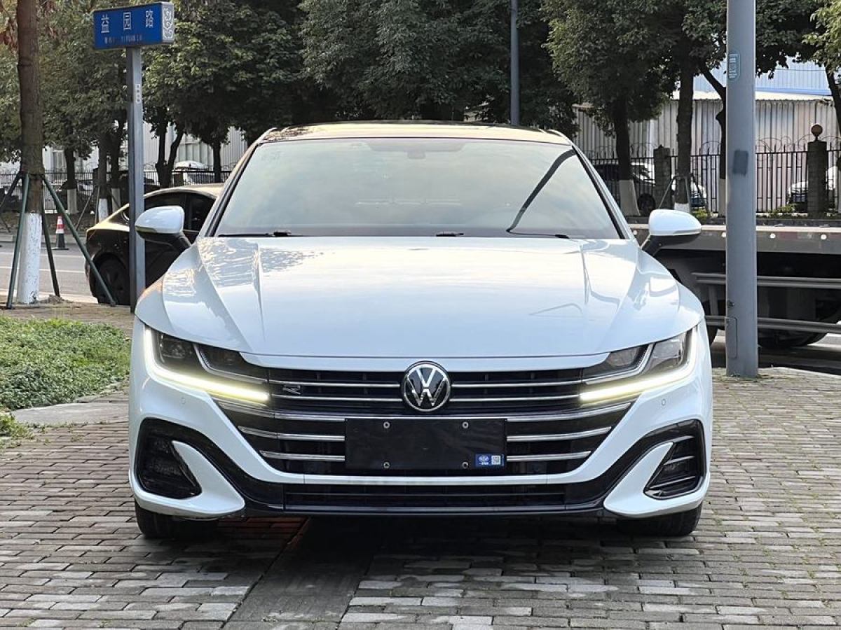 大眾 一汽-大眾CC  2023款 改款 330TSI 炫目版圖片