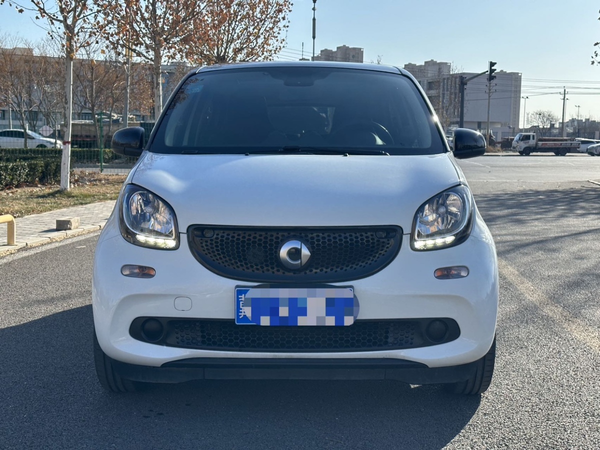 smart forfour  2018款 0.9T 66千瓦先鋒版圖片