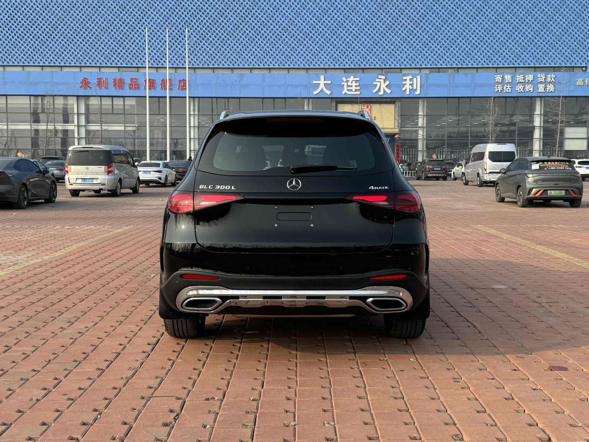 奔馳 奔馳GLC  2018款 改款 GLC 300 4MATIC 動感型圖片