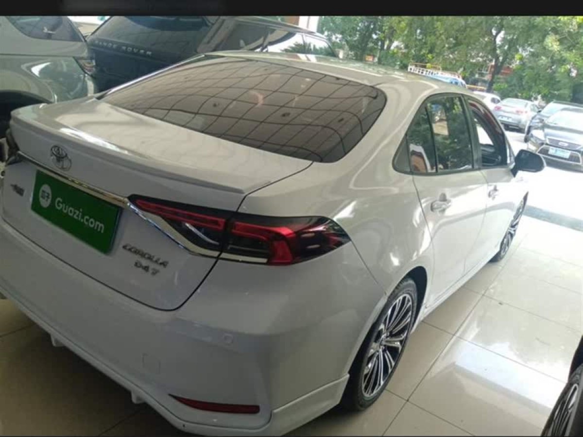 豐田 卡羅拉  2019款 1.2T S-CVT 運(yùn)動(dòng)版圖片