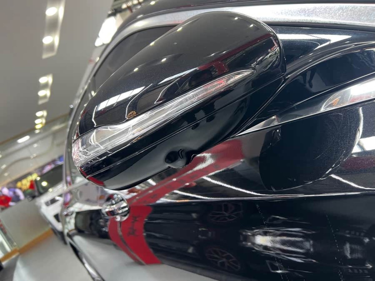 奔馳 奔馳E級  2018款 改款 E 300 L 豪華型圖片