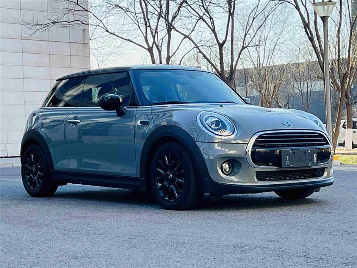 MINI MINI  2021款 1.5T COOPER 經(jīng)典派圖片