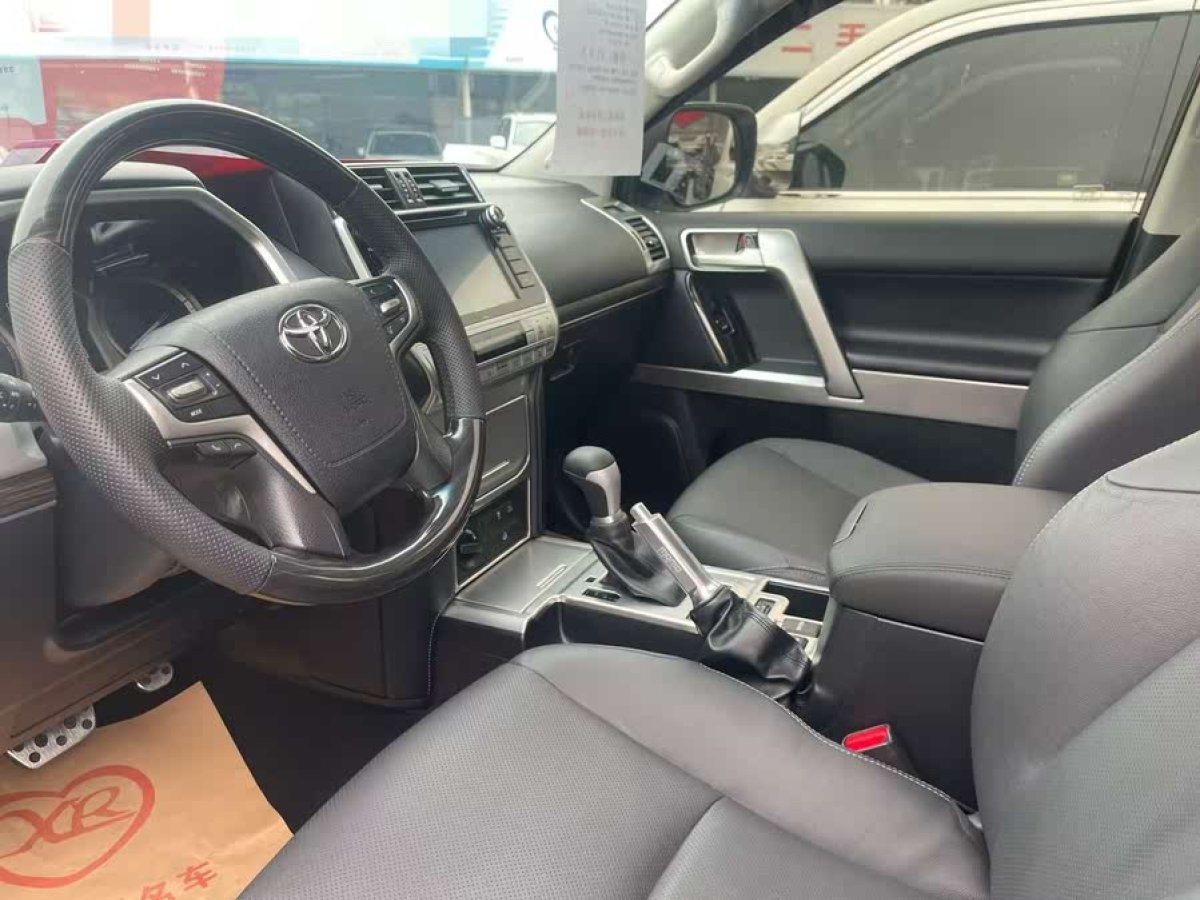 豐田 普拉多  2019款 3.5L 自動TX-L尊享版后掛備胎圖片