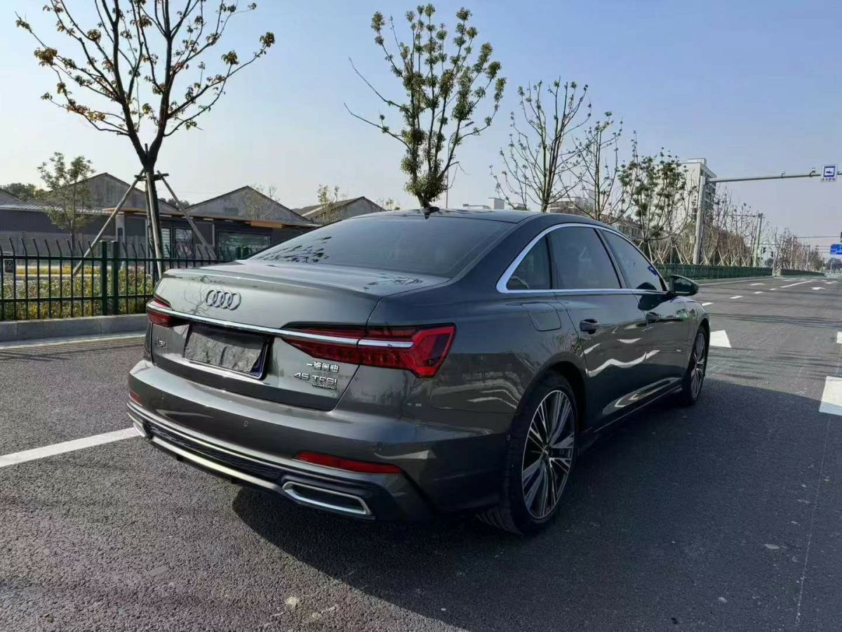 奧迪 奧迪A6L  2025款 40 TFSI 豪華動感型圖片