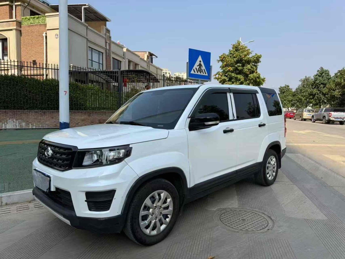 長(zhǎng)安歐尚 X70A  2018款 1.5L 手動(dòng)豪華型圖片