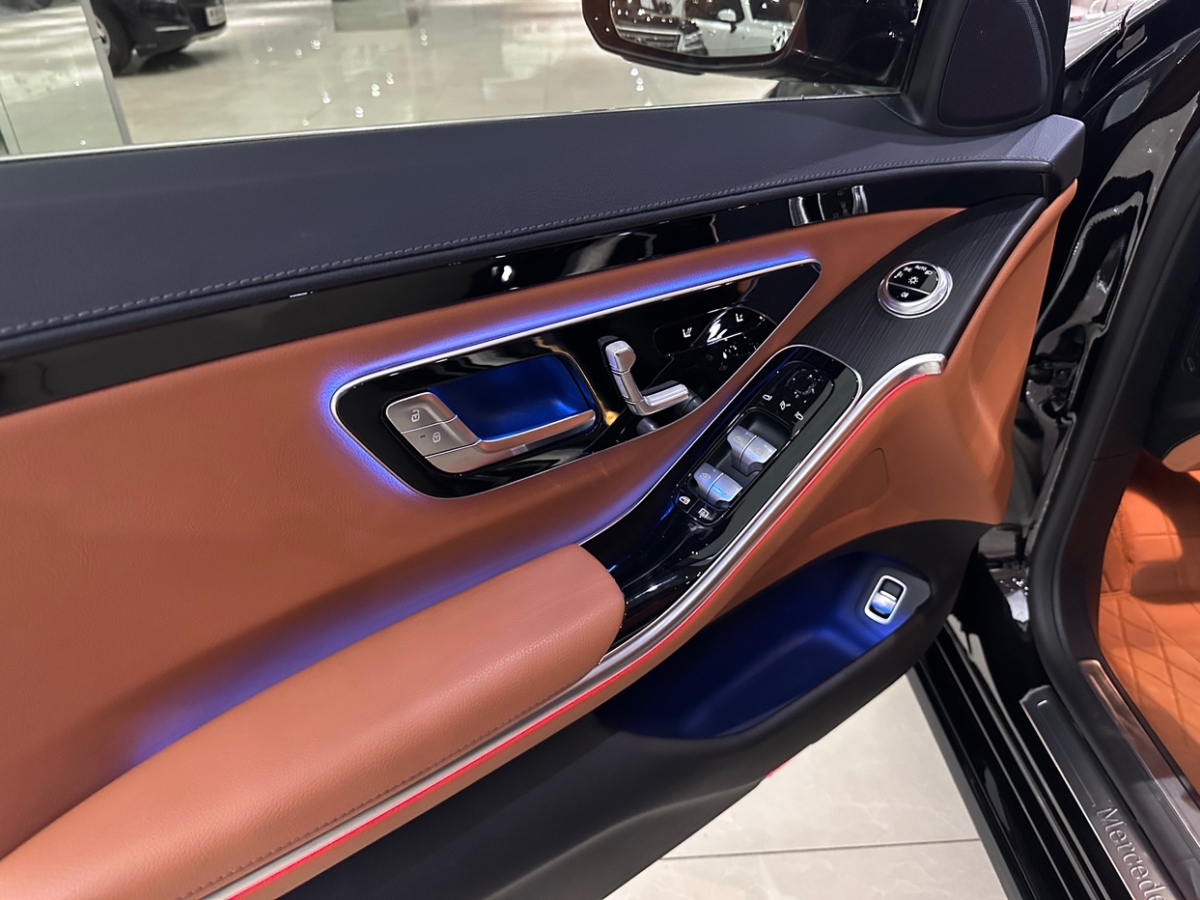 奔馳 奔馳S級(jí)  2023款 S 400 L 商務(wù)型圖片