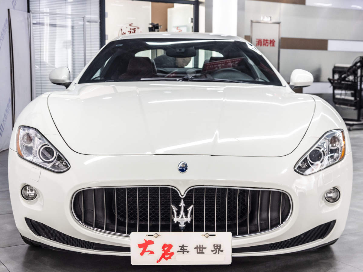 瑪莎拉蒂 GranTurismo  2007款 4.2L 標(biāo)準(zhǔn)版圖片