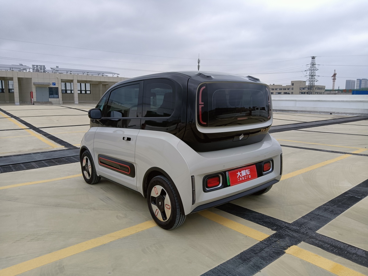 寶駿 寶駿KiWi EV  2021款 藝術(shù)家 三元鋰圖片