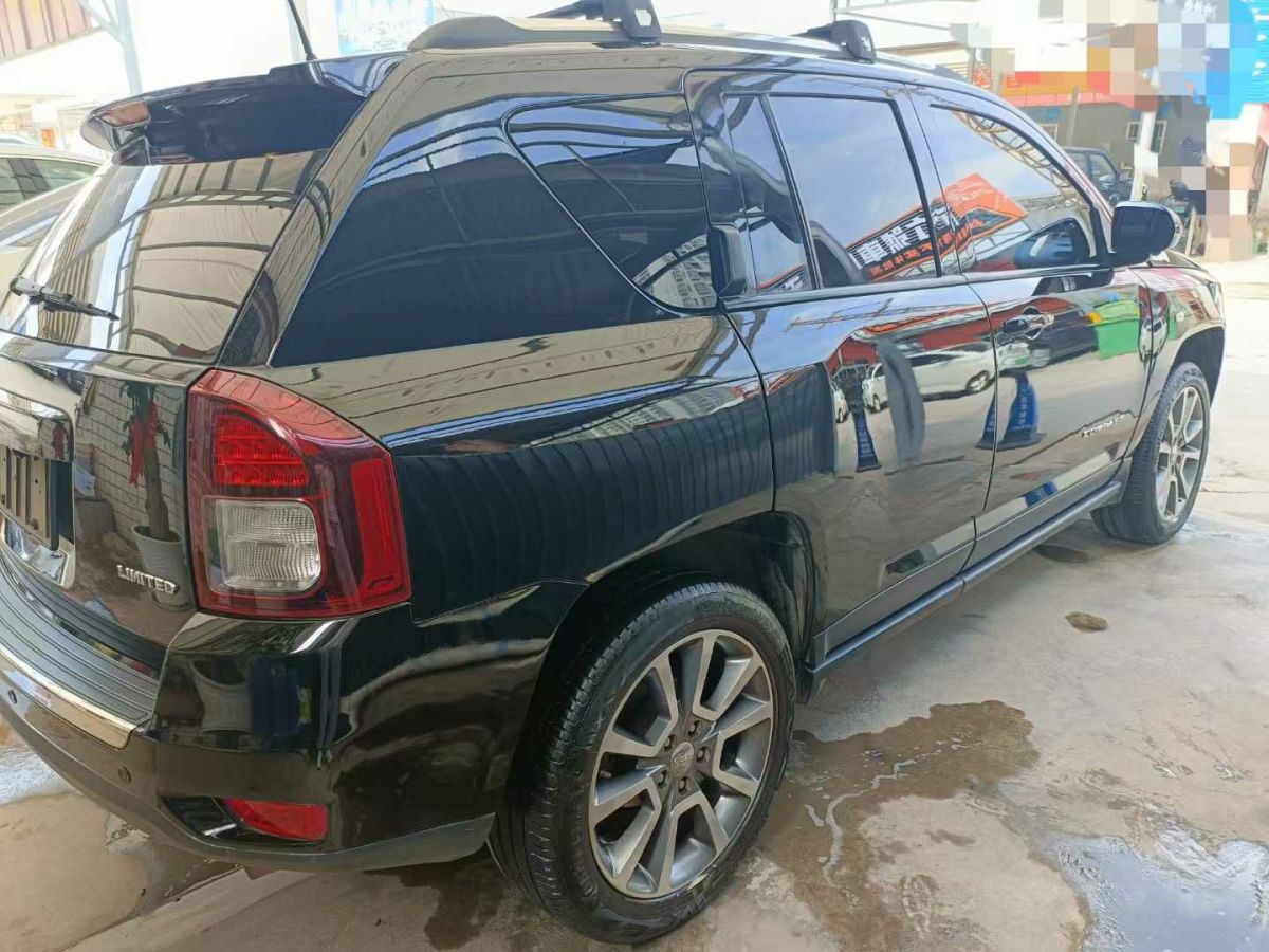 Jeep 指南者  2015款 2.0L 兩驅(qū)豪華版圖片