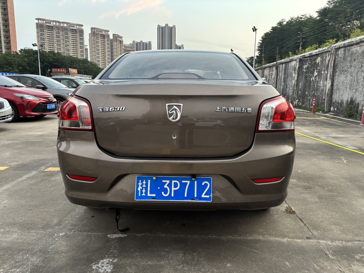 寶駿 630  2014款 1.5L 手動(dòng)標(biāo)準(zhǔn)型圖片