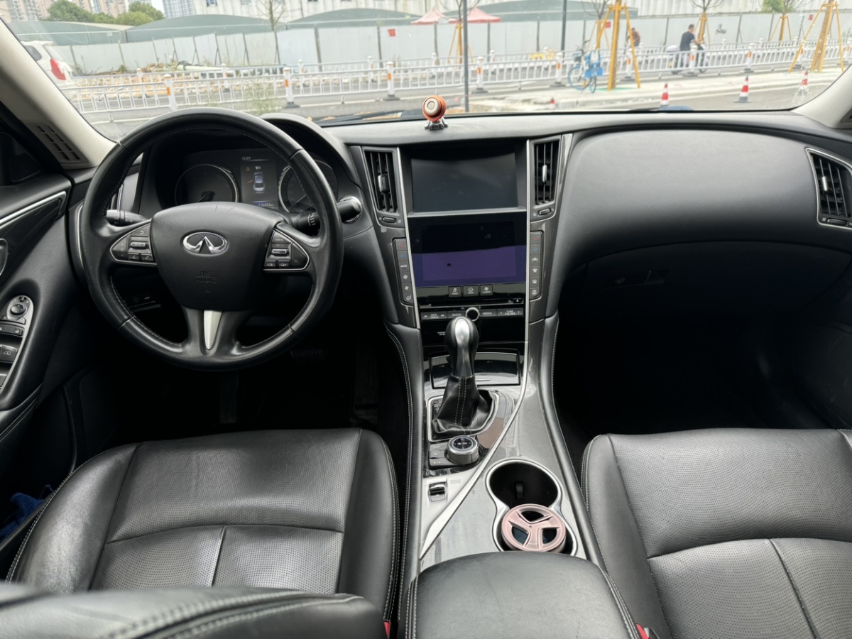 英菲尼迪 Q50  2014款 2.0T 舒適版圖片