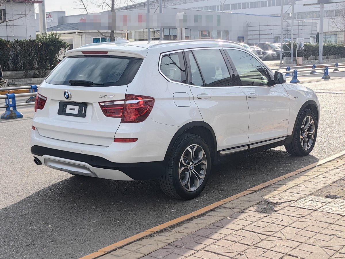 寶馬 寶馬X3  2014款 xDrive20i X設(shè)計套裝圖片