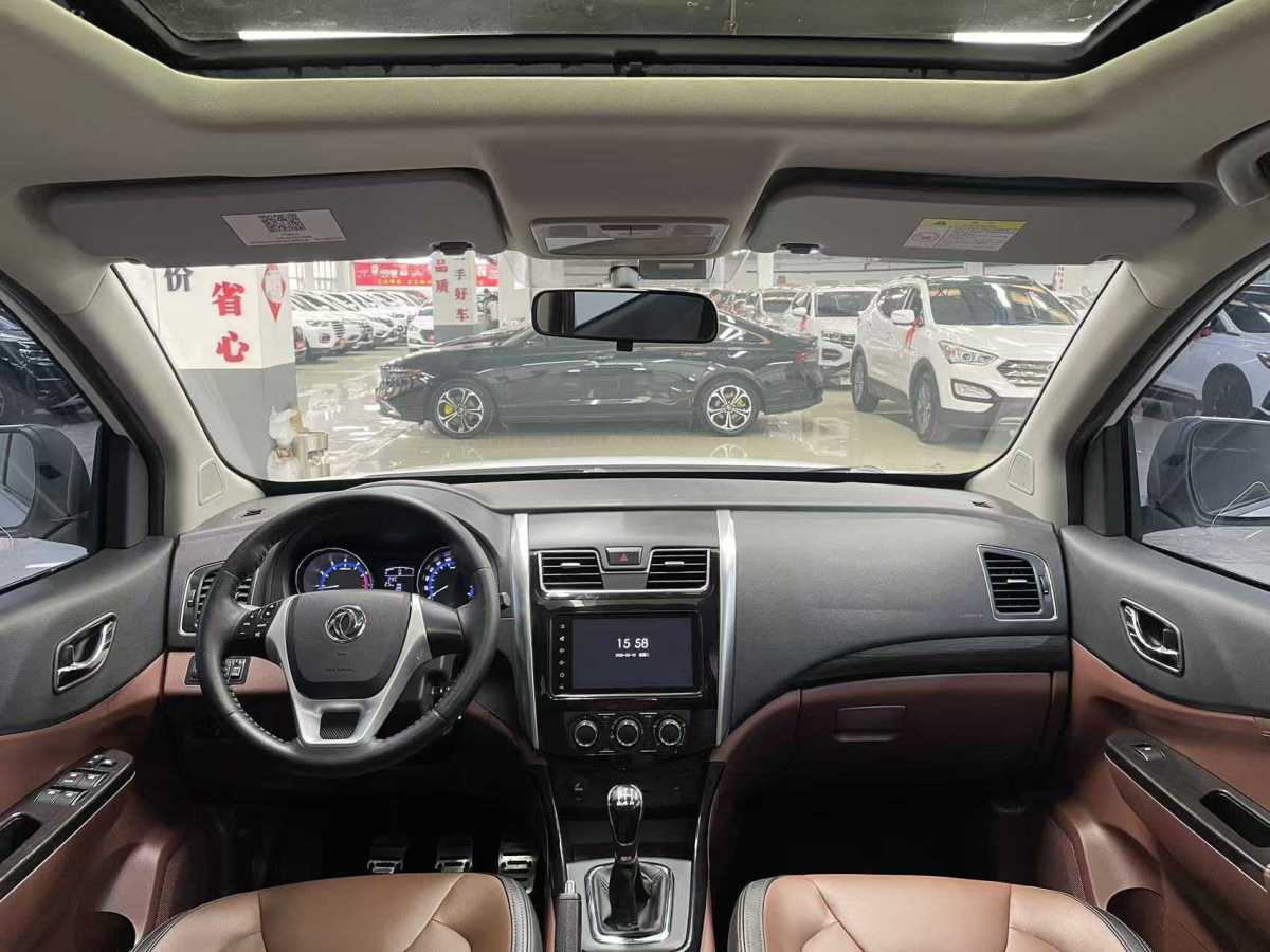 東風風行 風行SX6  2016款 2.0L 手動尊享型圖片