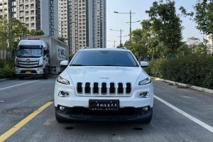 自由光 Jeep 2.4L 領(lǐng)先智能版