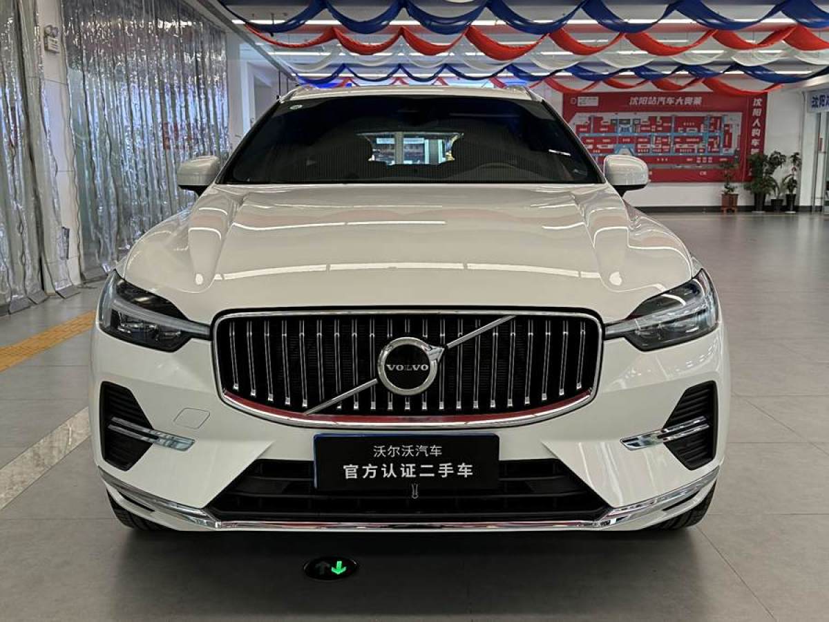 沃爾沃 XC60  2024款 B5 四驅(qū)智遠豪華版圖片