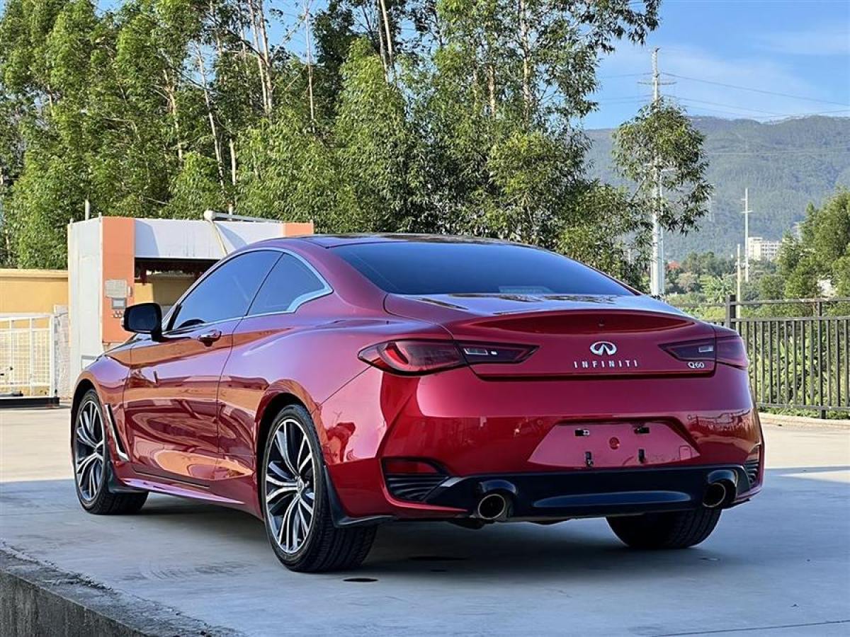 2018年5月英菲尼迪 Q60  2017款 2.0T 豪華版