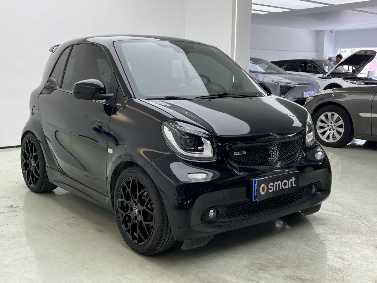 smart fortwo  2016款 0.9T 66千瓦硬頂先鋒版圖片