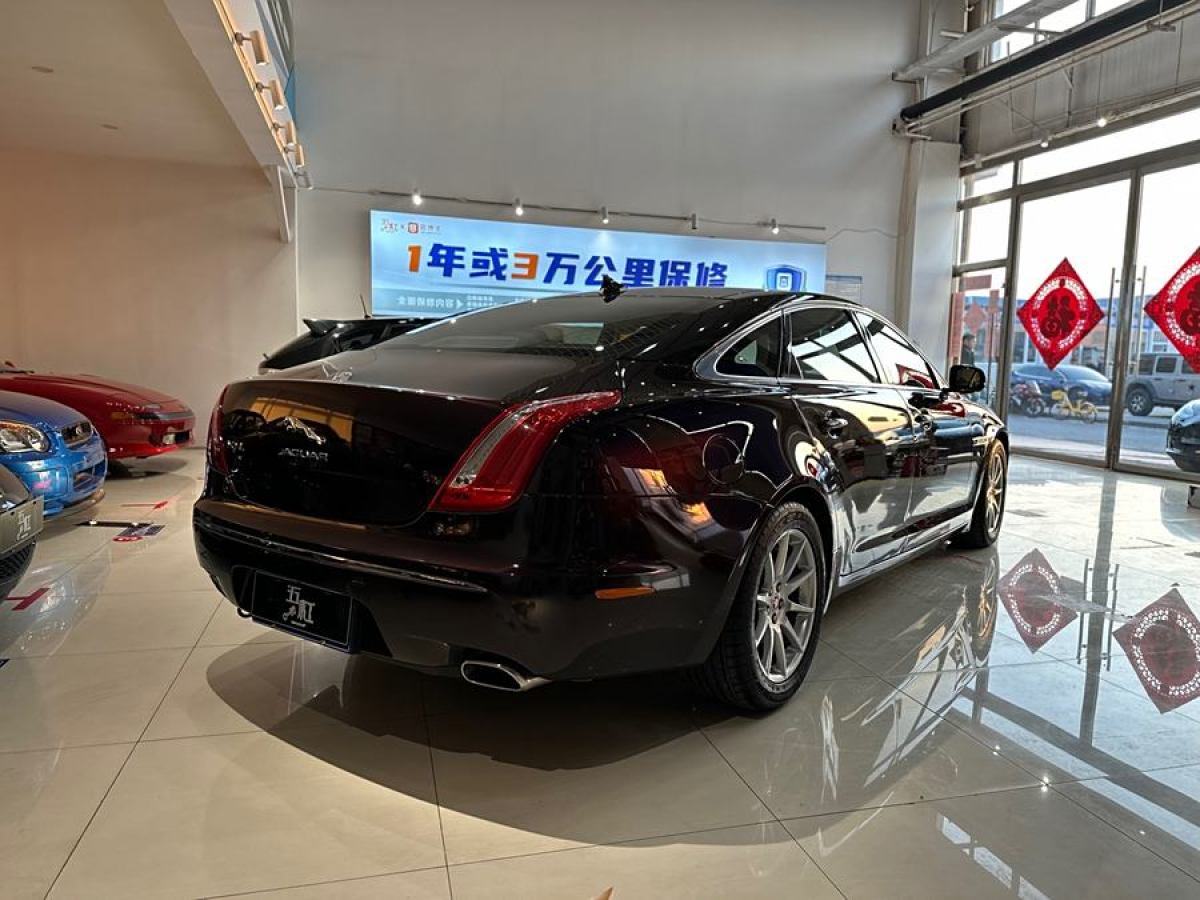 捷豹 XJ  2014款 XJL 2.0T 兩驅(qū)典雅商務(wù)版圖片