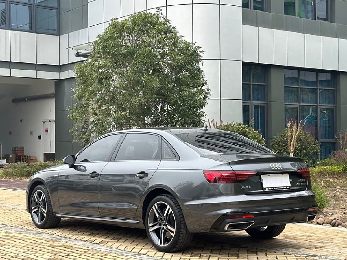 奧迪 奧迪A4L  2022款 40 TFSI 豪華動感型圖片