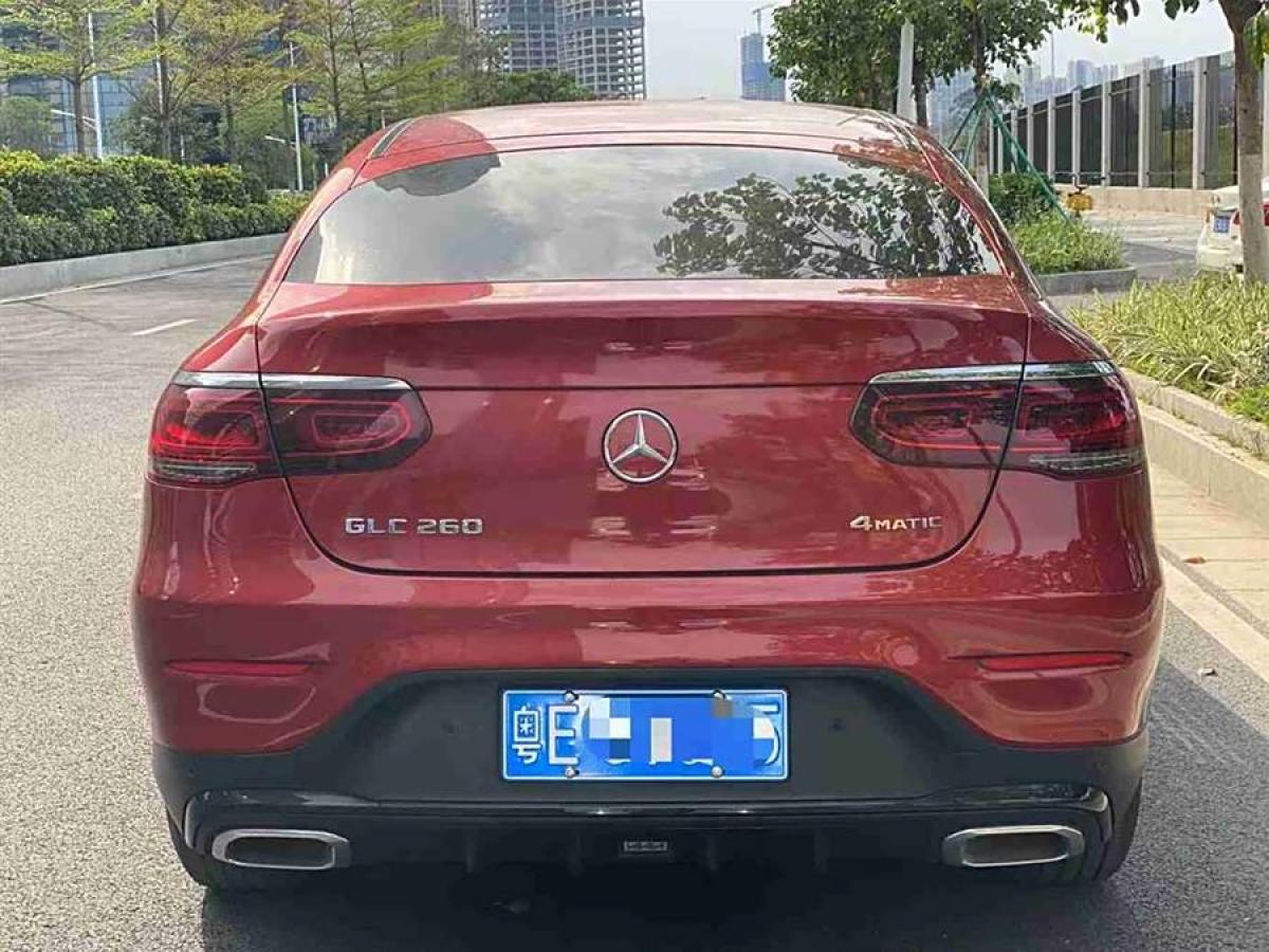 2021年1月奔馳 奔馳GLC  2022款 改款 GLC 260 4MATIC 轎跑SUV