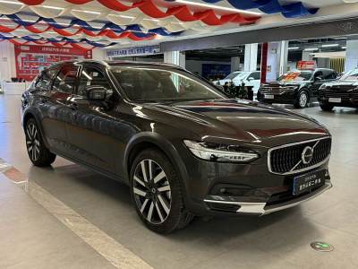 2023年12月 沃爾沃 V90(進(jìn)口) Cross Country B5 AWD 智尊版圖片