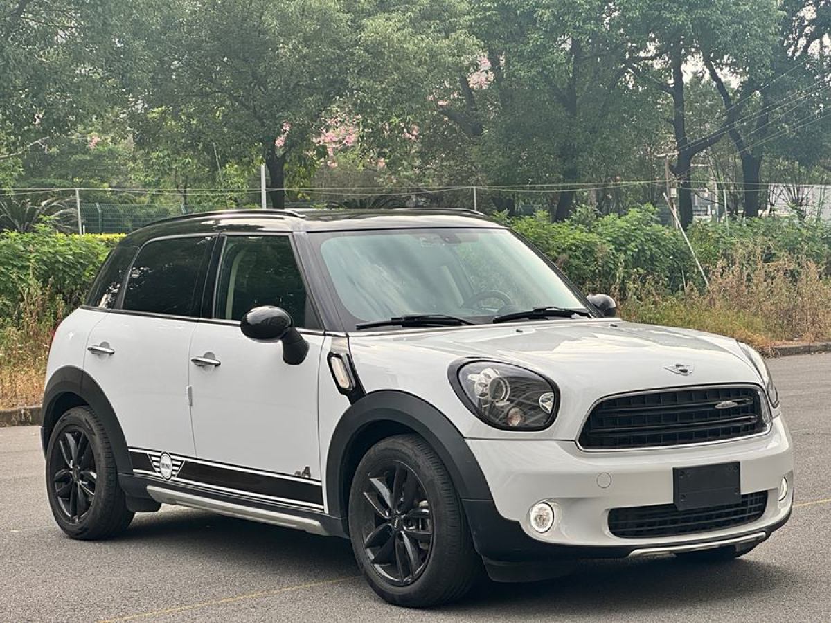 2016年9月MINI COUNTRYMAN  2016款 1.6T COOPER S ALL4 裝備控