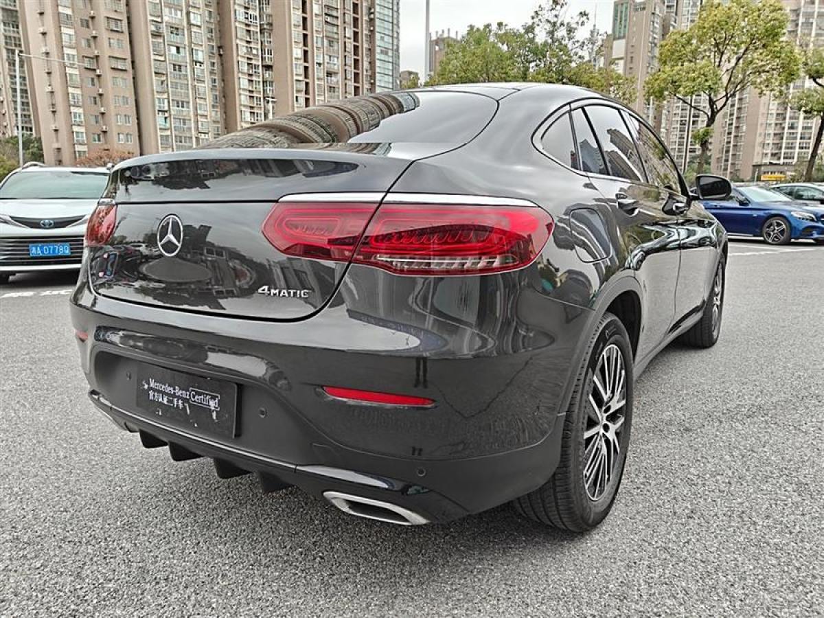 奔馳 奔馳GLC  2023款 改款 GLC 260 4MATIC 轎跑SUV圖片