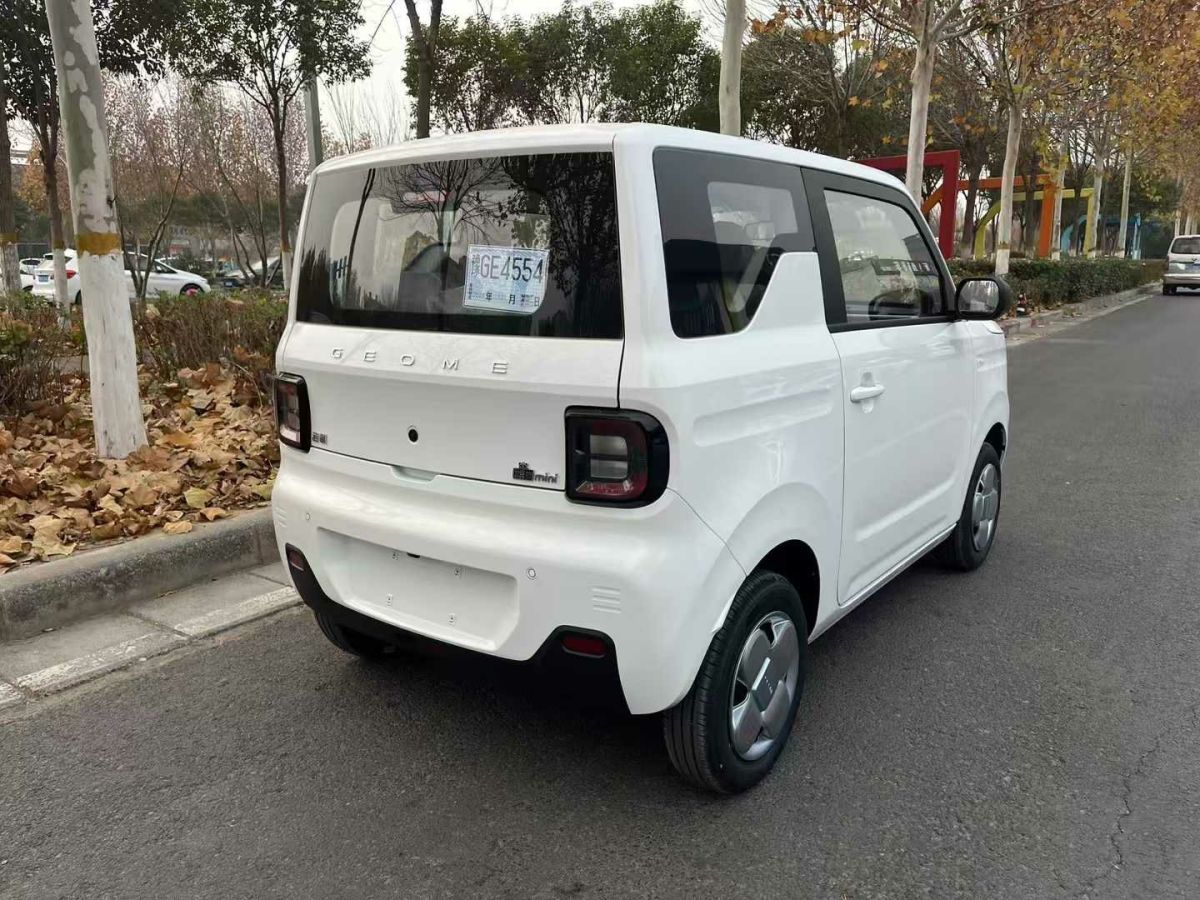 吉利 熊貓mini  2024款 200km 熊貓騎士圖片