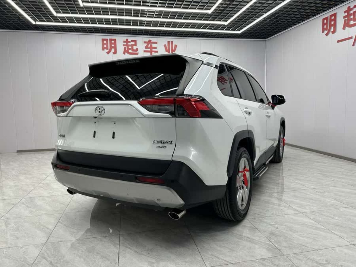 豐田 RAV4榮放  2021款 2.0L CVT四驅(qū)風(fēng)尚PLUS版圖片