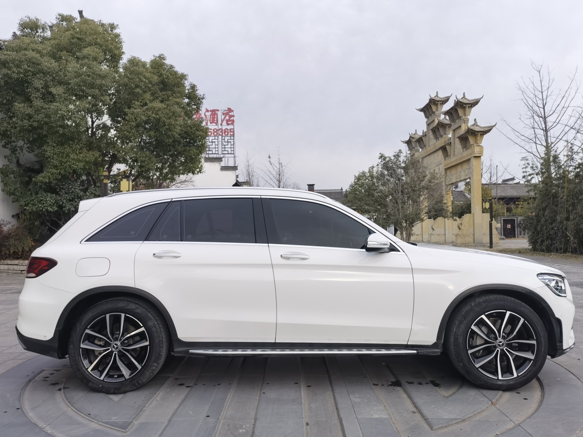 奔馳 奔馳GLC  2018款 改款 GLC 300 4MATIC 動感型圖片