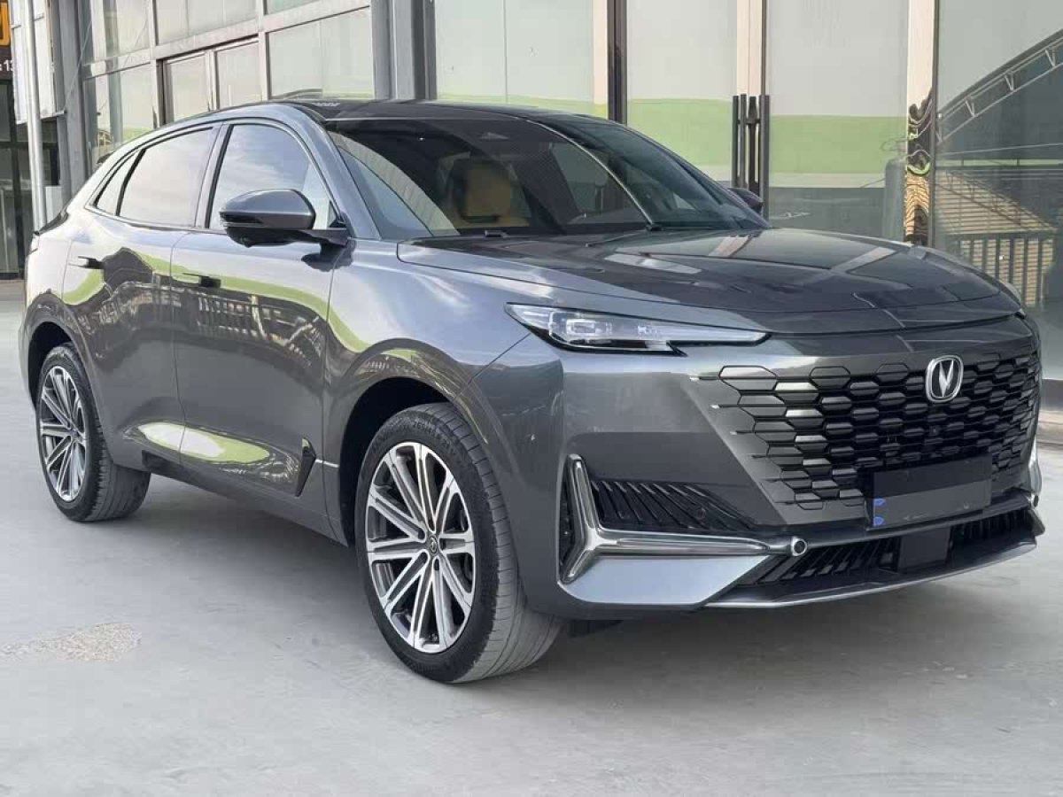 長(zhǎng)安 長(zhǎng)安UNI-K  2021款 2.0T 尊貴型圖片