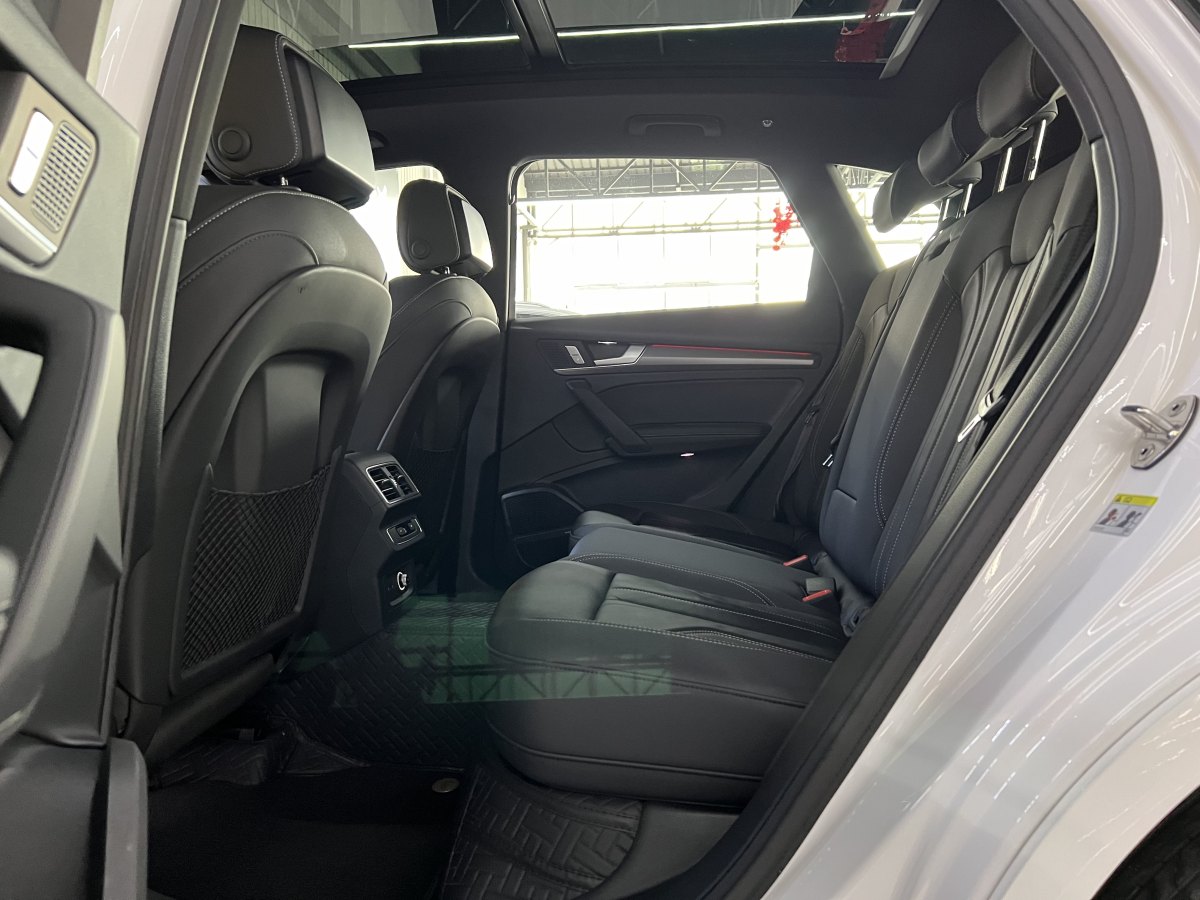 奧迪 奧迪Q5L  2024款 45 TFSI 豪華動(dòng)感型圖片