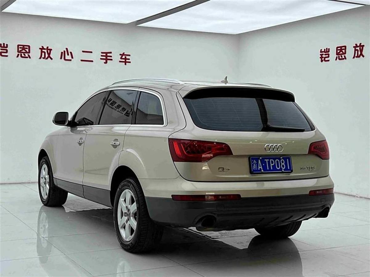 奧迪 奧迪Q7  2014款 35 TFSI 進(jìn)取型圖片