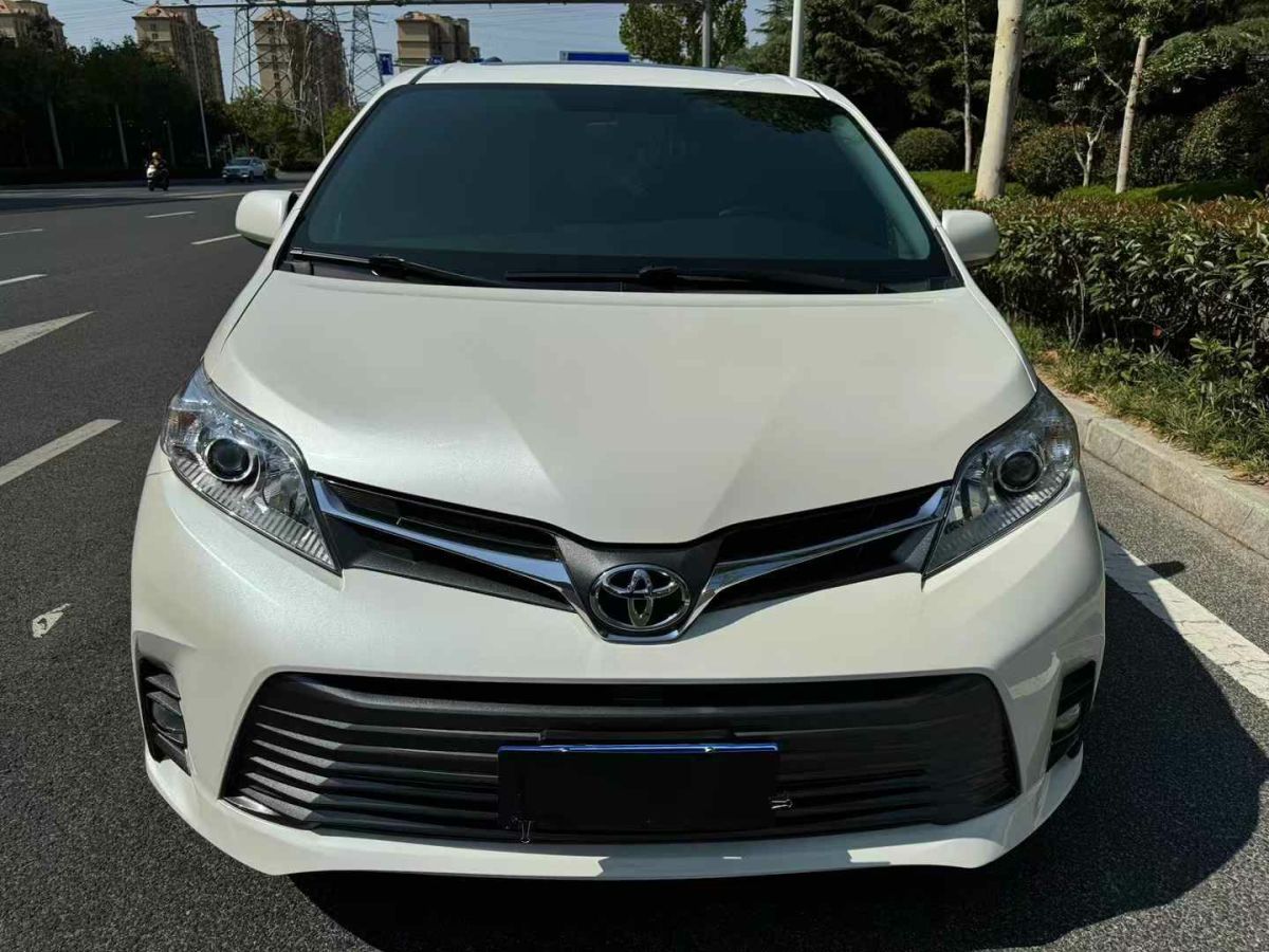 納智捷 優(yōu)6 SUV  2019款 1.8T 經(jīng)典天窗版圖片