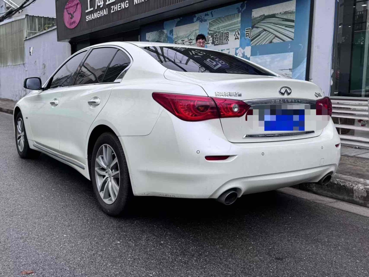 英菲尼迪 Q50L  2016款 2.0T 舒適版圖片