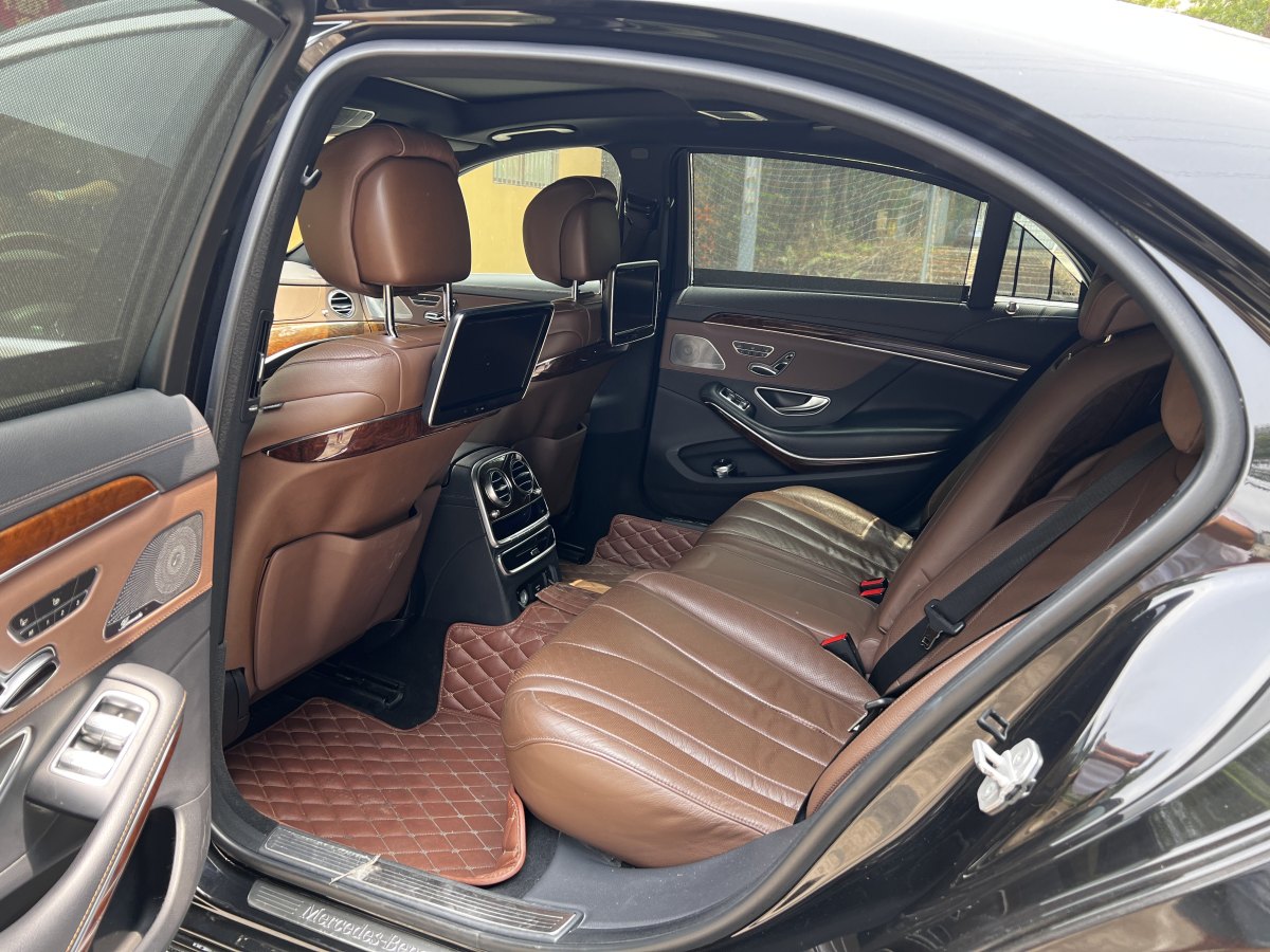 2016年6月奔驰 奔驰S级  2016款 S 320 L 豪华型