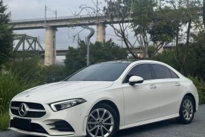 奔馳A級 奔馳 改款 A 200 L 運動轎車時尚型