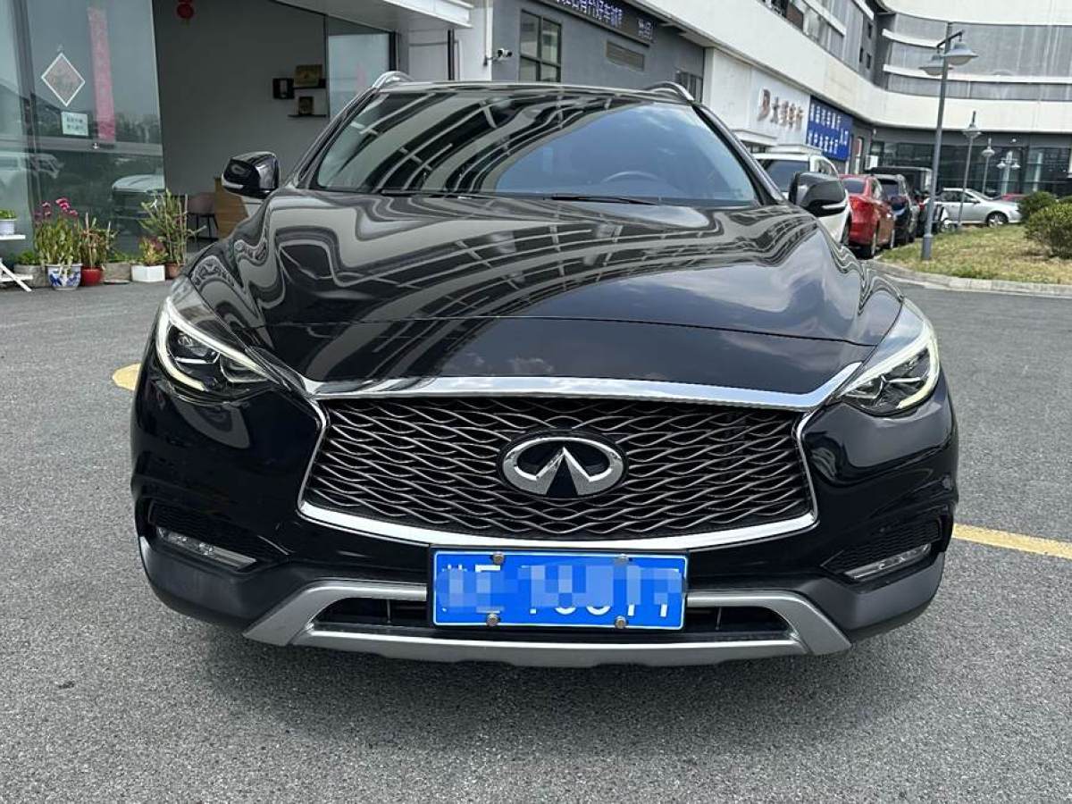 英菲尼迪 QX30  2017款 1.6T 两驱运动版图片